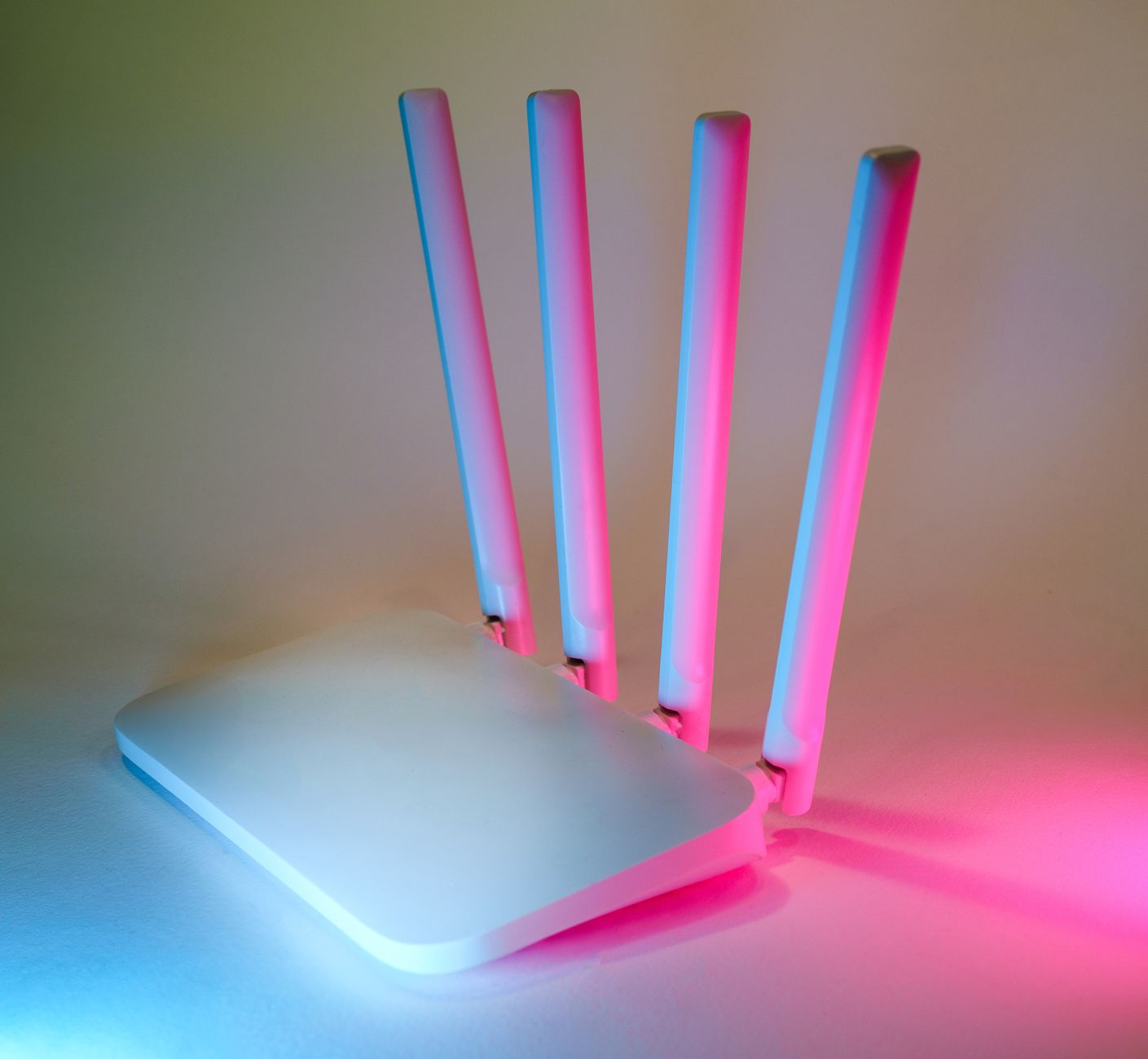 Best Practices for Public Wi-Fi and Network Security cellular data