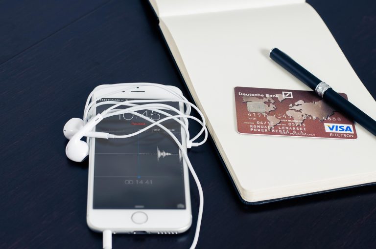 how to use mobile banking safely for everyday transactions