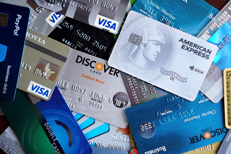 how credit card interest charges and minimum payments work